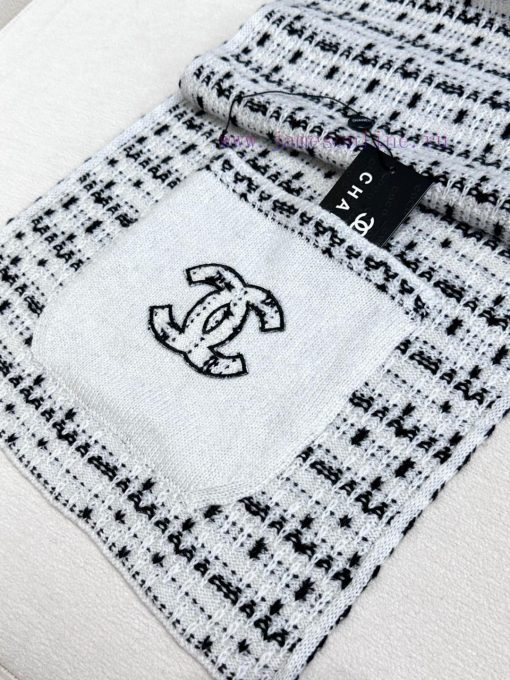 In 2024, CHANEL is a must-have for fashion lovers who love both high-end and trendy fun. It x2tkf6ap - Image 8