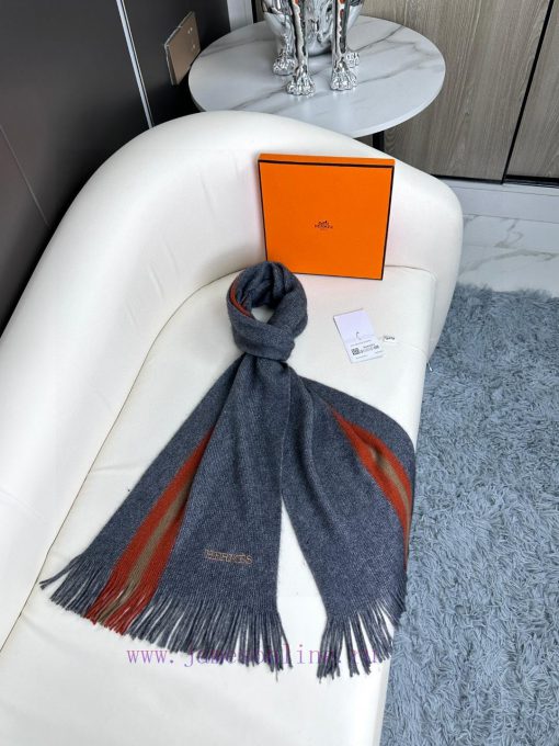 The 2023 unisex collection features 100% pure cashmere Hermes, a high-end cashmere knitted s5ahul5hk - Image 6