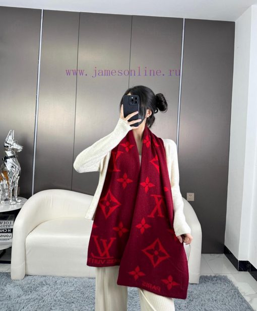 The latest couple's LV cattle goods in 2024 are popular and luxurious in terms of size. Highr7j8o15f