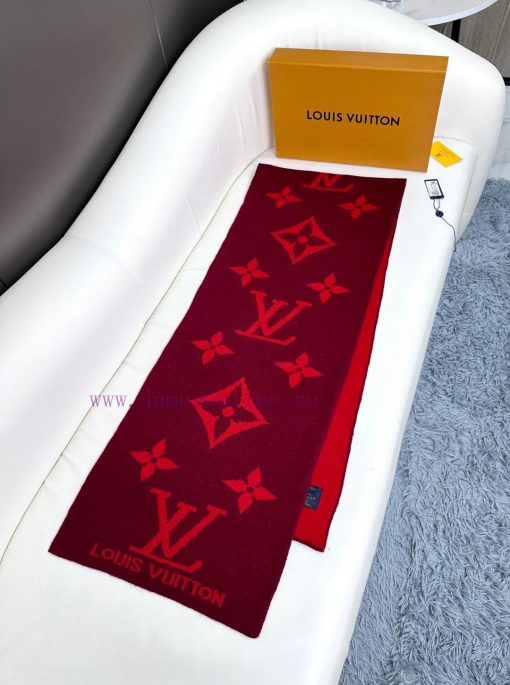 The latest couple's LV cattle goods in 2024 are popular and luxurious in terms of size. Highr7j8o15f - Image 7