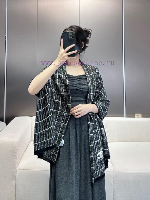 The VIP limited edition top of the line Chanel Double C shawl is absolutely worth collectingswq9u6zj