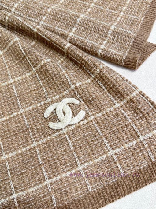 The VIP limited edition top of the line Chanel Double C shawl is absolutely worth collectingcd4todt0 - Image 7