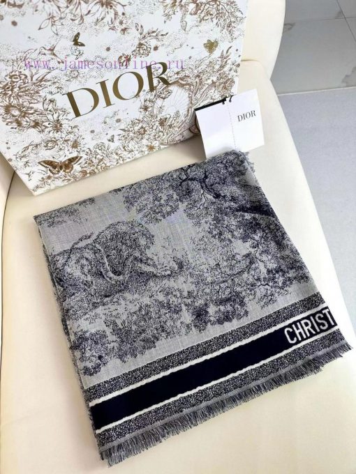 Dior's rare limited edition design with outstanding temperament is something that I highly rwmqqu23y - Image 4