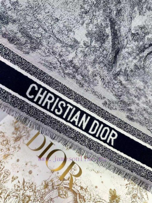 Dior's rare limited edition design with outstanding temperament is something that I highly rwmqqu23y - Image 9