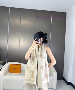 Gift the complete set of packaging boxes Lv Lv brand 𝑹𝒆𝒚𝒌𝒋𝒂𝒗𝒊𝒌 double-sided cashmere scarf i316q1tbx