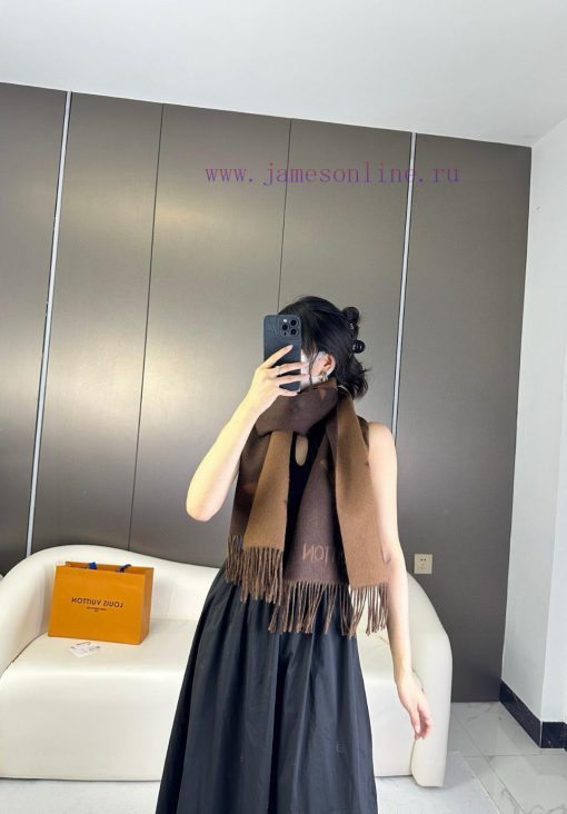 Gift the complete set of packaging boxes Lv Lv brand 𝑹𝒆𝒚𝒌𝒋𝒂𝒗𝒊𝒌 double-sided cashmere scarf ir6cslobm - Image 3
