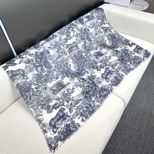 Dior's new Iru Animal Jungle Silk Cashmere Scarf Long Shawl is pure luxury and fashionable. hklhcn1e - Image 5