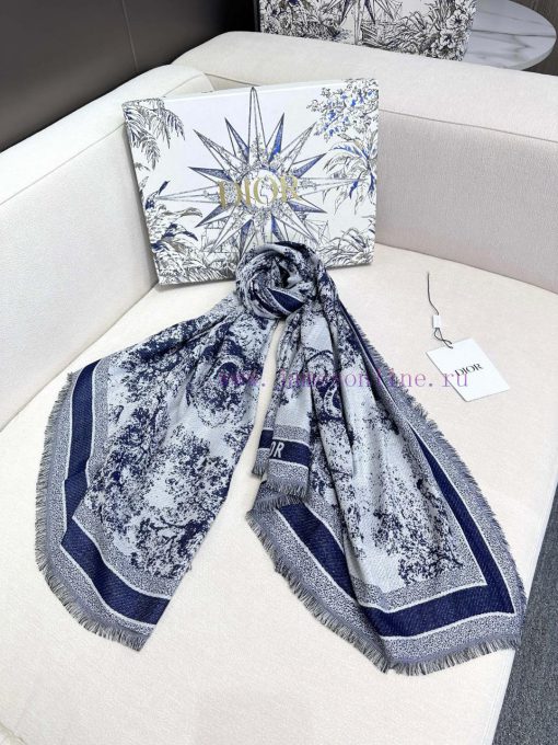 Dior's rare limited edition design with outstanding temperament is something that I highly r5n0peudu - Image 6