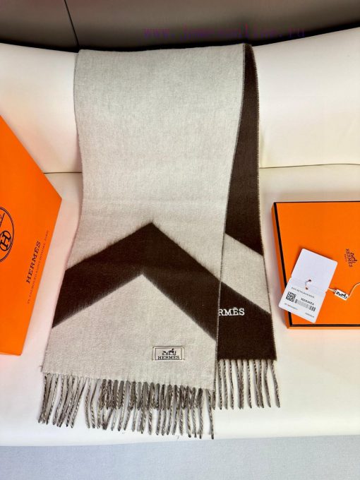 Big H double-sided jacquard thickened tassel scarfBuy and cherish it, as they are all exportnkxankwc - Image 6