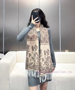 The new 2024 autumn and winter Lover's unisex design features a high-end cashmere scarf that3w6j5tax