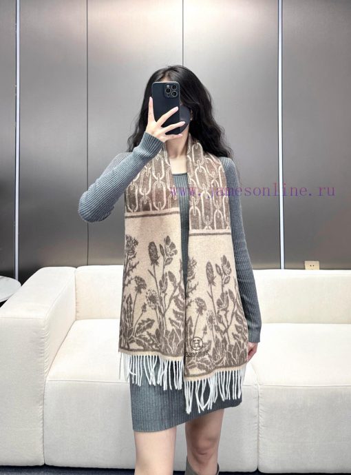 The new 2024 autumn and winter Lover's unisex design features a high-end cashmere scarf that3w6j5tax - Image 2