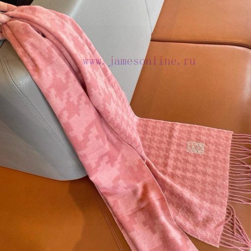 Loewe's limited edition couple's scarf this year is a must-have for free purchasing and limi7y3r683o - Image 10