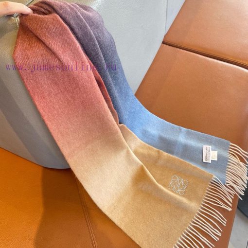 ▪Loewe   Luoyiwei gradient scarf, exquisite and gentle color matching, super infatuated wico0rpj2r - Image 8