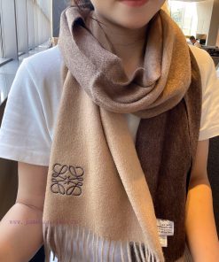 ▪ Loewe gradient scarf, exquisite and gentle color matching, super infatuated with ️ tempemizuf2ls