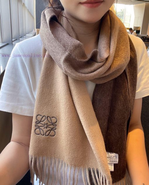 ▪ Loewe gradient scarf, exquisite and gentle color matching, super infatuated with ️ tempemizuf2ls - Image 2
