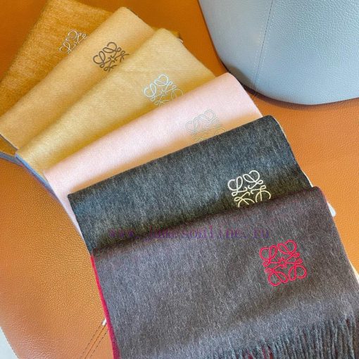 ▪ Loewe gradient scarf, exquisite and gentle color matching, super infatuated with ️ tempemizuf2ls - Image 3