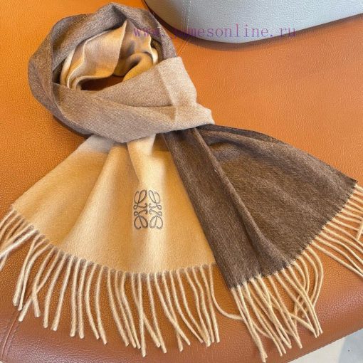 ▪ Loewe gradient scarf, exquisite and gentle color matching, super infatuated with ️ tempemizuf2ls - Image 5