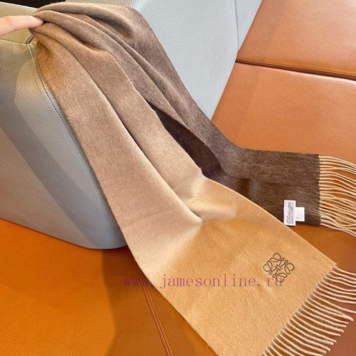 ▪ Loewe gradient scarf, exquisite and gentle color matching, super infatuated with ️ tempemizuf2ls - Image 8