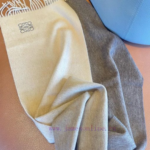▪ Loewe gradient scarf, exquisite and gentle color matching, super infatuated with ️ tempemizuf2ls - Image 9