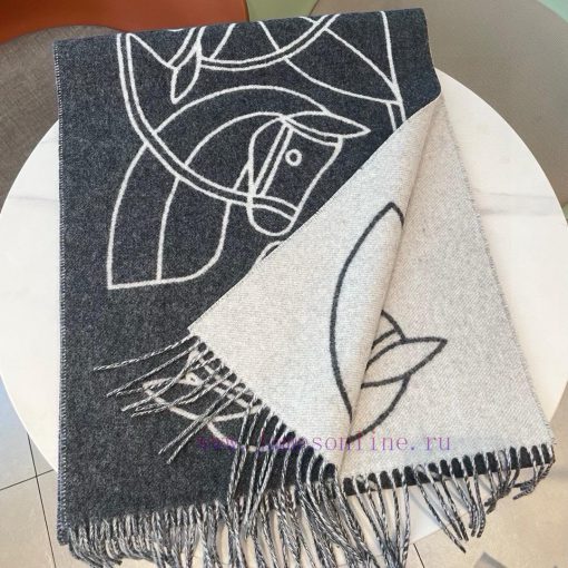 Hermes Casaque Entrelacs Equestres Scarf ️ This cashmere scarf features delicate contrastingupi80dan - Image 4