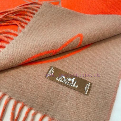 Hermes Casaque Entrelacs Equestres Scarf ️ This cashmere scarf features delicate contrastingv8gvojqb - Image 5