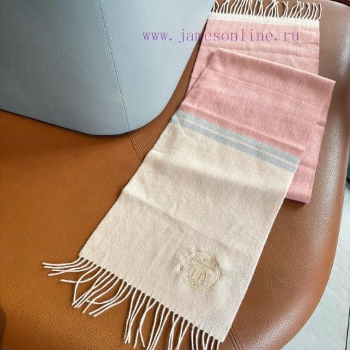 ▪Hermes   Hermes, a rare and gentle color scheme for the Big H, is low-key yet elegant. Hikrq1orjg - Image 6