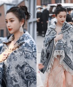 Dior's latest popular shawl, the D Zoo shawl, believe me, it is truly a warm big sheep with 64zsflxq