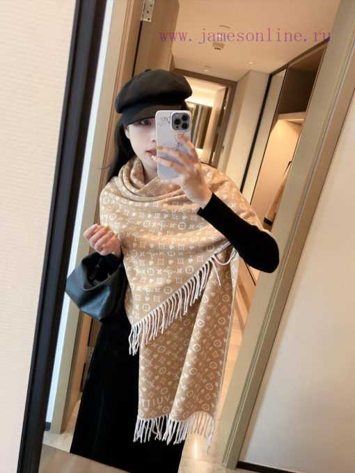 L Peach Heart Love ScarfThe original version of the purchase has a simulation degree of 98%.ibty4p9m - Image 2