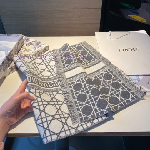 Dior, with its exquisite craftsmanship and continuous imagination, has become the most artisnvdup425 - Image 10