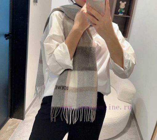 Luo Yiwei's men's and women's scarves are highly praised and kept for themselves. This is a yaz21tel - Image 2