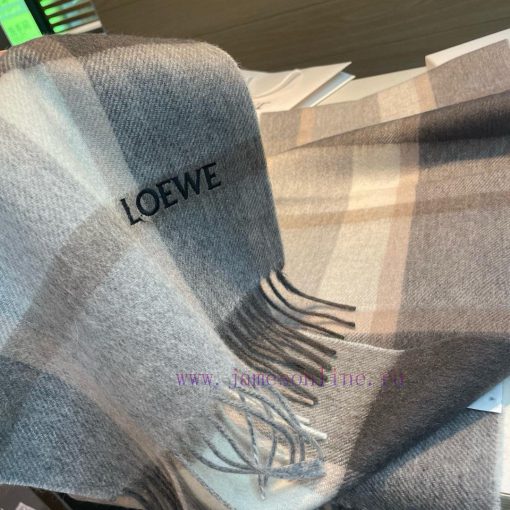 Luo Yiwei's men's and women's scarves are highly praised and kept for themselves. This is a yaz21tel - Image 9