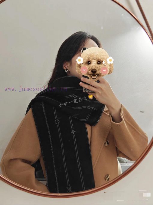 Luo Yiwei's men's and women's scarves are highly praised and kept for themselves. This is a xh933481 - Image 2