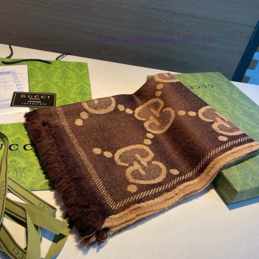 This scarf is an unbeatable classic for autumn and winter. It's so popular that almost every3k6sfgbz - Image 4