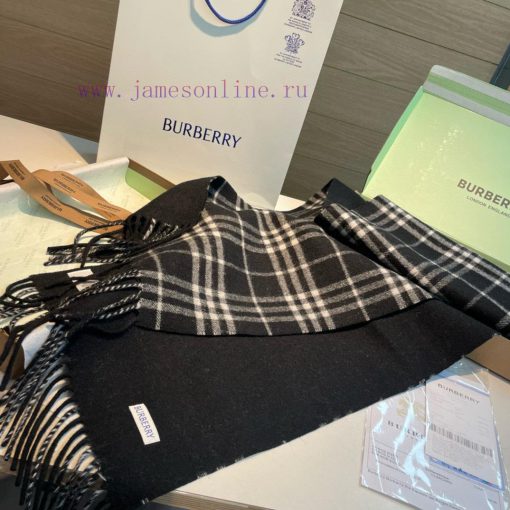 Burberry plaid scarf ️ It looks crazy, so stylish and charming ️ I really like this very ele5ny8zu6s - Image 6