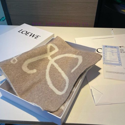 Loewe Original 2022 New Knitted Scarf with Low key Luxury, Exquisite Soft and Elite Level Famnevoba0 - Image 6