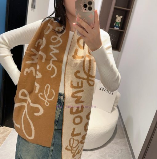 Loewe Original 2022 New Knitted Scarf with Low key Luxury, Exquisite Soft and Elite Level Farit7daae - Image 3