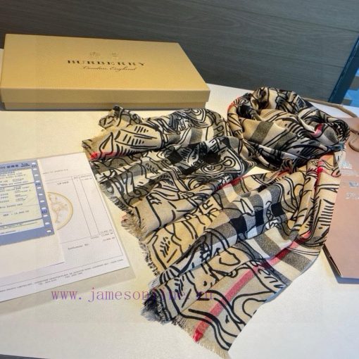 Equestrian Knight Burberry's new scarf and shawl have arrived for inspection ‼burberry Origi4iiiktym - Image 8