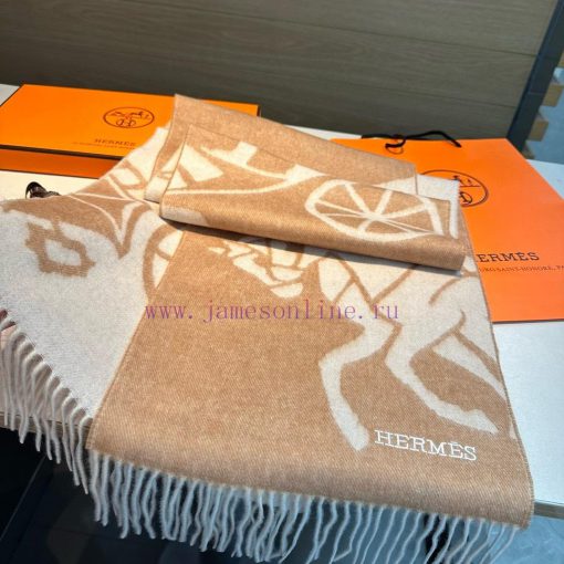 Hermes 100% wool material is very warm, soft and skin friendly, with a classic double-sided 87gpdhd7 - Image 7