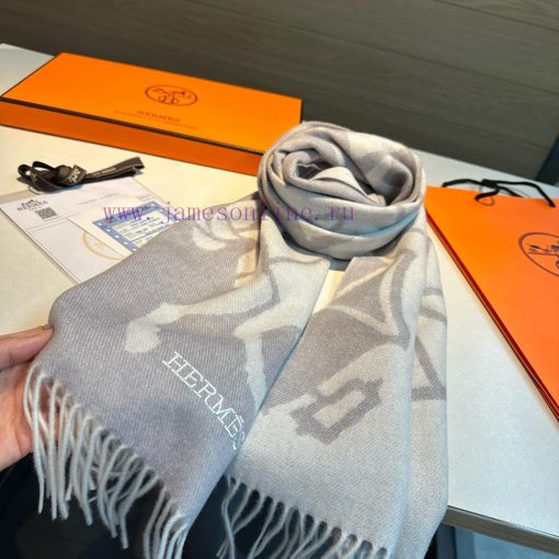 Hermes 100% wool material is very warm, soft and skin friendly, with a classic double-sided xs6hl4ts - Image 9