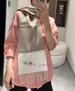 Family welfare has arrived. Lv high-end heavyweight men's scarf is highly recommended with a7a1lckv3