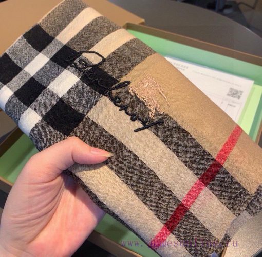 British plaid pattern ️ Burberry's flagship recommendation ️ The latest classic blended seri032uykdr - Image 4