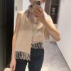 The Burberry double-sided scarf is so stylish and charming that it's going crazy. It's a ver07th2io9