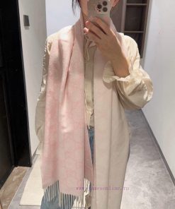 Gucci is the heaviest and the best selling goods of 8000+are those who like Gucci. This kindc84dlzfu