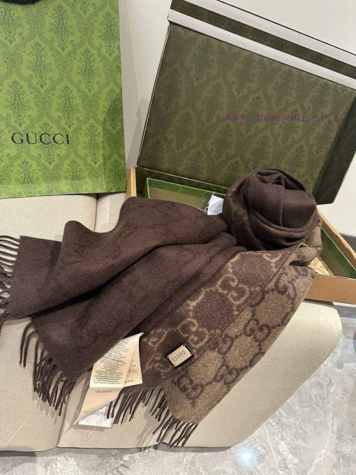 Gucci is the heaviest and the best selling goods of 8000+are those who like Gucci. This kindwvhcl0yr - Image 9