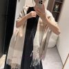 Burberry's new product, scarves and shawls, has arrived. Bur, the original single hall, is asffje78t
