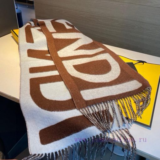 Fendi color blocked scarf, unisex, FD only produces a few styles per year, all of which are 7p0yyoxb - Image 7