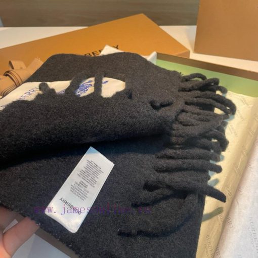 Burberry's super beautiful new mohair scarf is highly recommended to buy with good texture. 7c55aom4 - Image 5