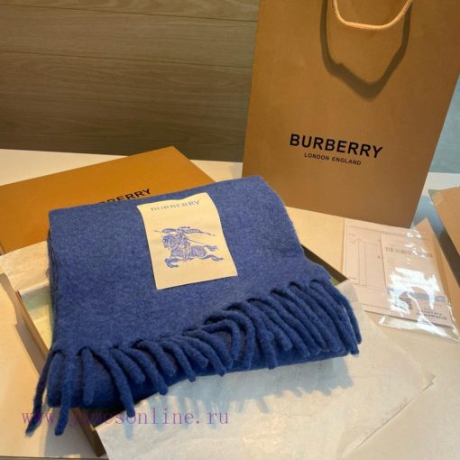 Burberry's super beautiful new mohair scarf is highly recommended to buy with good texture. mxla7rdt - Image 4