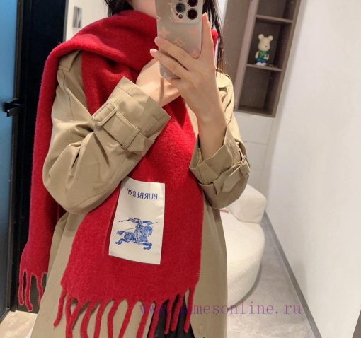 Burberry's super beautiful new mohair scarf is highly recommended to buy with good texture. d19wn9c7 - Image 2