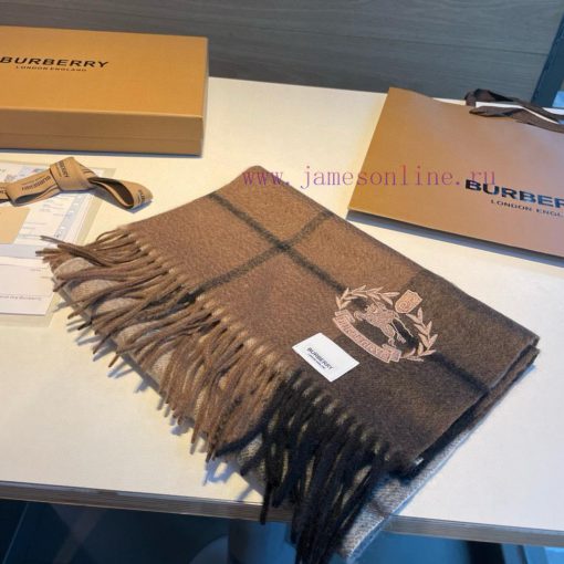 Burberry's new heavyweight water ripple cashmere scarf is truly a high-end level for men thip6a44aky - Image 4